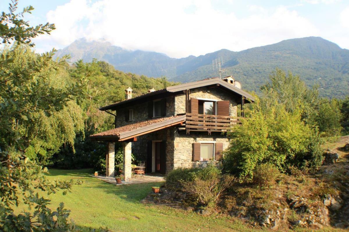 Villa Erica Con Piscina Privata Sul Lago Di Como Colico Buitenkant foto