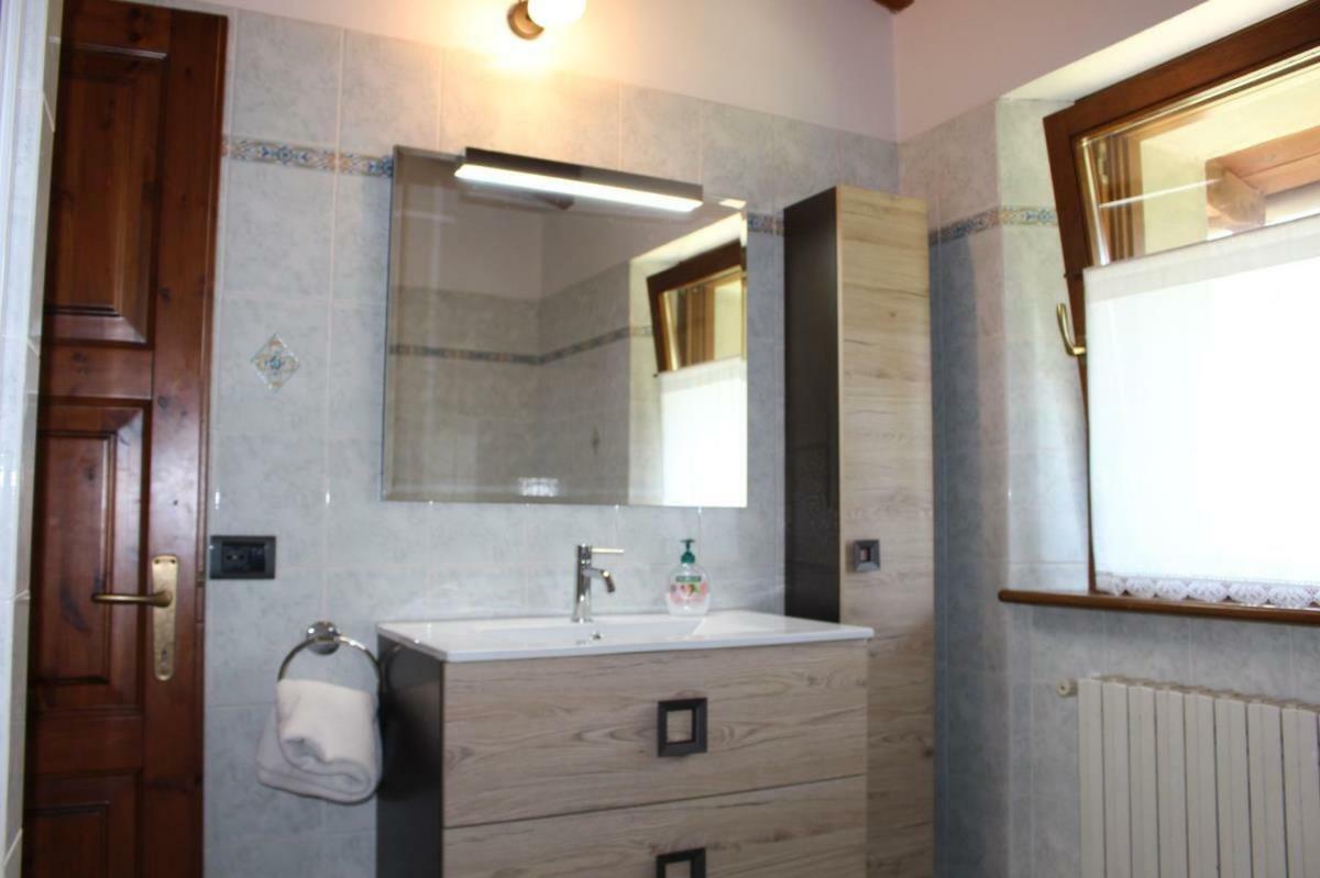 Villa Erica Con Piscina Privata Sul Lago Di Como Colico Buitenkant foto
